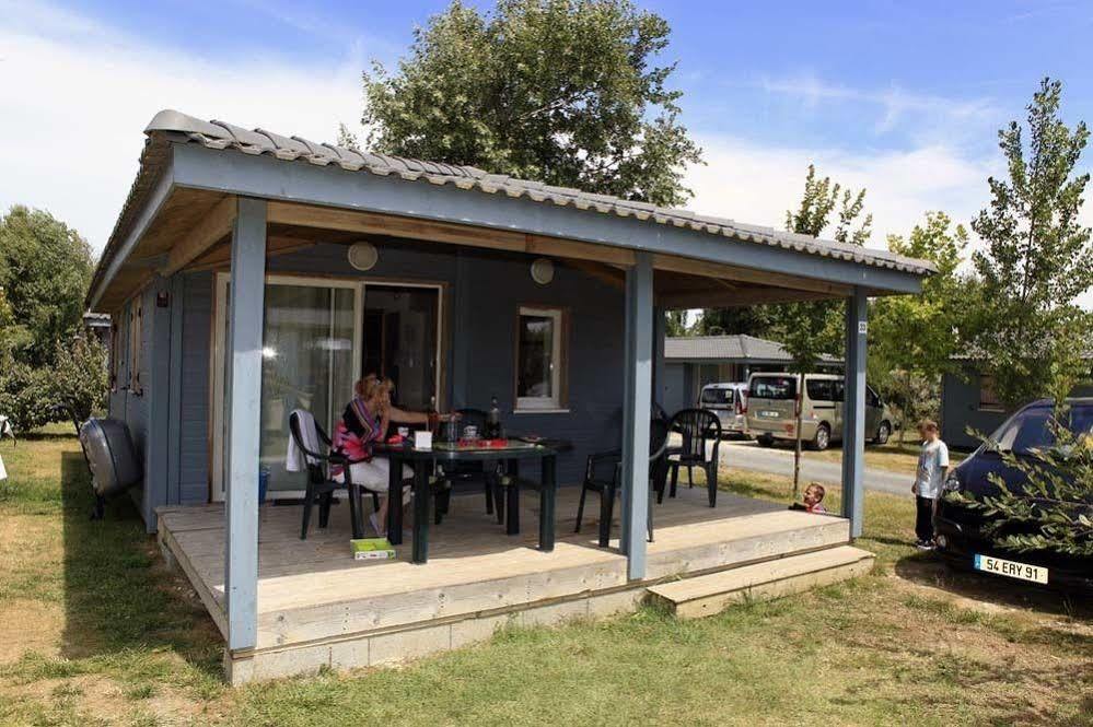 Residence Les Marines D'Oleron Monclar Quercy Vacances Saint-Pierre-d'Oleron Exterior photo